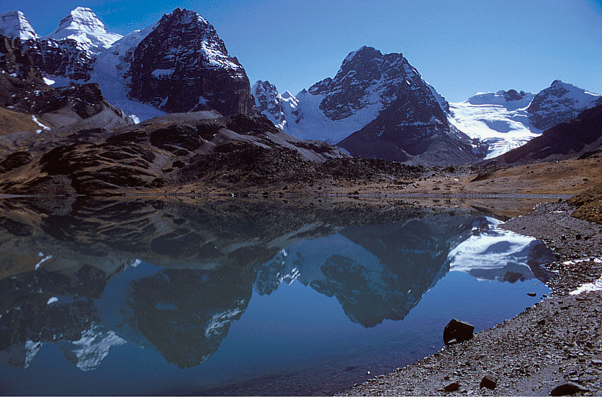 Laguna Chiar Khota mit Condoririgruppe