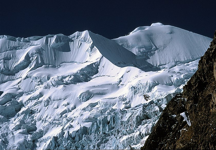 Illimani - Eisw&auml;nde des Nordgipfels