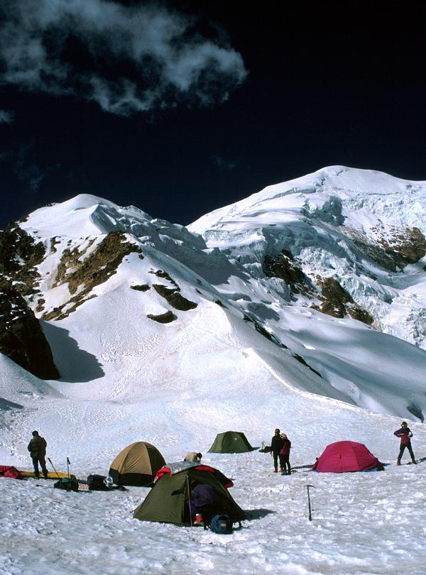 Nido de Condores, das Hochlager am Illimani, 5.500 m