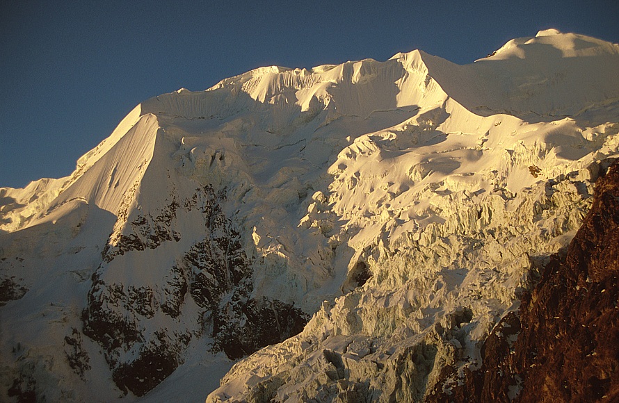 Illimani Nordgipfel in der Abendsonne