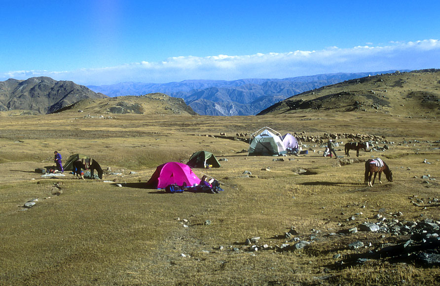 Basislager am Illimani